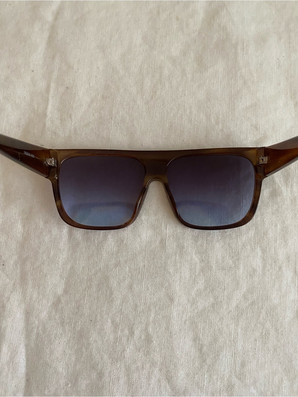 Anthropologie Brown Tortoiseshell Shield Sunglasses with Gradient Smoke Lenses - Picture 6 of 16